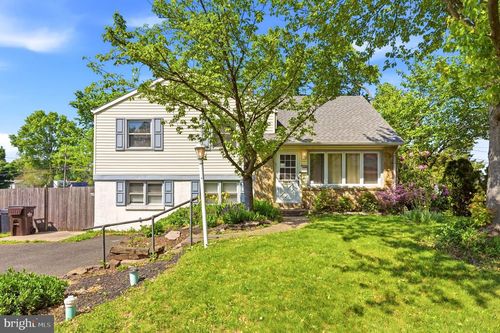 1064 Allentown Rd, LANSDALE, PA, 19446-4250 | Card Image