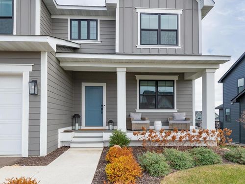 10060 Highpoint Dr, Victoria, MN, 55318-7406 | Card Image