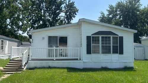 6913 Londal Cir, Lansing, MI, 48911-7046 | Card Image