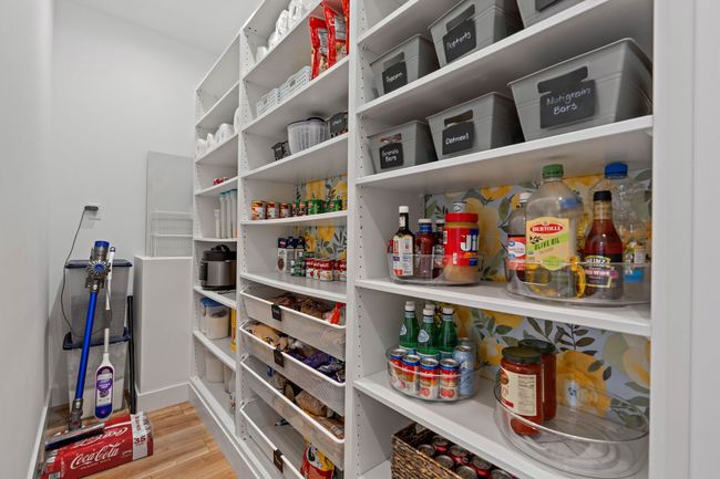 More pantry space | Image 17
