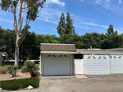 23-22521 Caminito Esteban, Laguna Hills, CA, 92653-1609 | Card Image