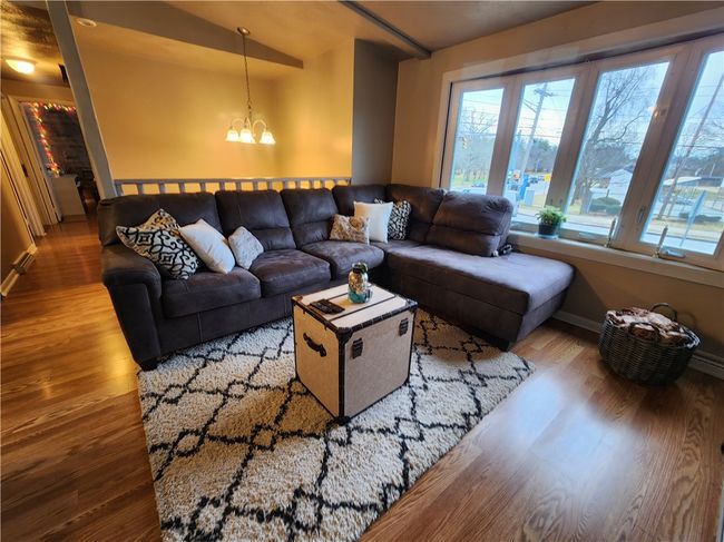 1 Park View Blvd, House other with 3 bedrooms, 1 bathrooms and 4 parking in Cranston RI | Image 10