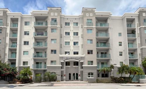 apt-127-6001 Sw 70th St, South Miami, FL, 33143-3417 | Card Image