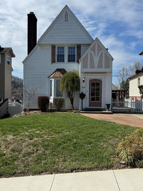 3027 Michigan Ave, Portsmouth, OH, 45662-2410 | Card Image