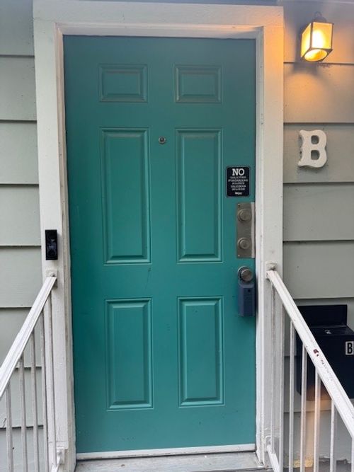 b-1212 Taulbee Ln, Austin, TX, 78757-1439 | Card Image