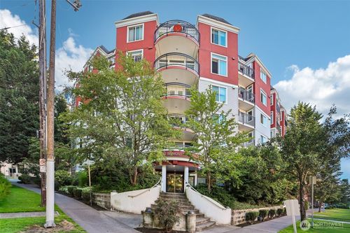301-232 Belmont Ave E, Seattle, WA, 98102-6303 | Card Image