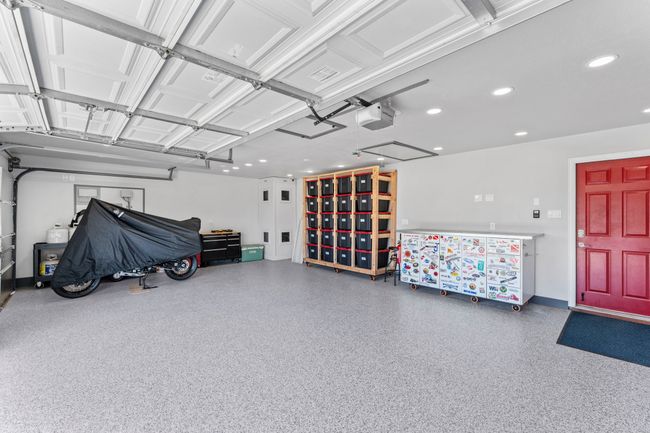 Garage | Image 38