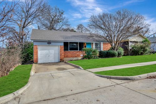 2509 Wayside Ave, Fort Worth, TX, 76110-2244 | Card Image