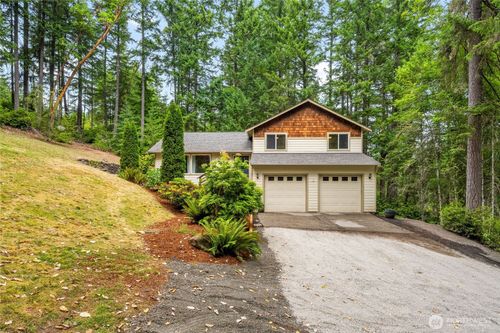5527 Nw Lause Way, Silverdale, WA, 98383-9784 | Card Image