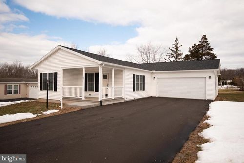 85 Waterford Ln, Sellersville, PA, 18960-2835 | Card Image