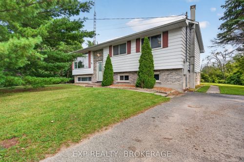 2016 Cole Hill Rd, Glenburnie, ON, K0H1S0 | Card Image