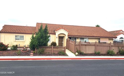715 Hawthorn St, Santa Maria, CA, 93458-9007 | Card Image