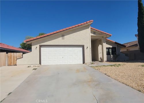 26379 Corona Dr, Helendale, CA, 92342-7756 | Card Image