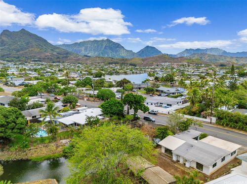 743 Akumu St, Kailua, HI, 96734-3835 | Card Image