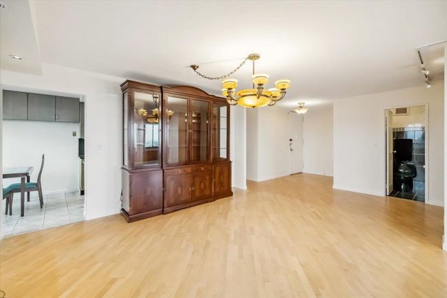 APT-1822 - 300 Winston Dr, Condo with 3 bedrooms, 3 bathrooms and null parking in Cliffside Park NJ | Image 10