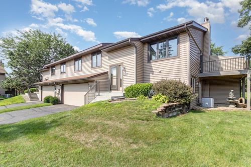14720 Embry Path, Apple Valley, MN, 55124-6373 | Card Image