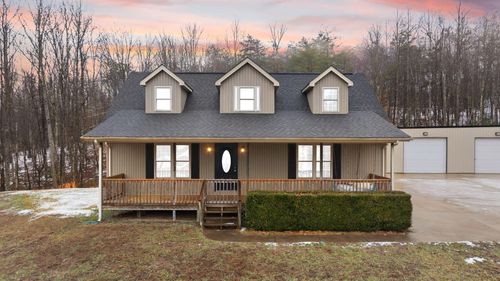 118 Gene Jones Rd, Stearns, KY, 42647-6151 | Card Image