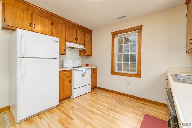 4517 Allen Rd, House other with 3 bedrooms, 2 bathrooms and null parking in Jarratt VA | Image 5