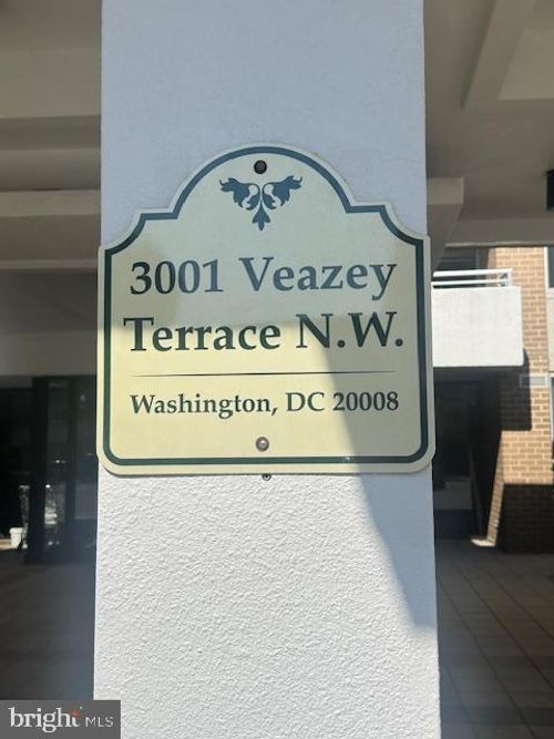 apt-1320-3001 Veazey Ter Nw, WASHINGTON, DC, 20008-5408 | Card Image