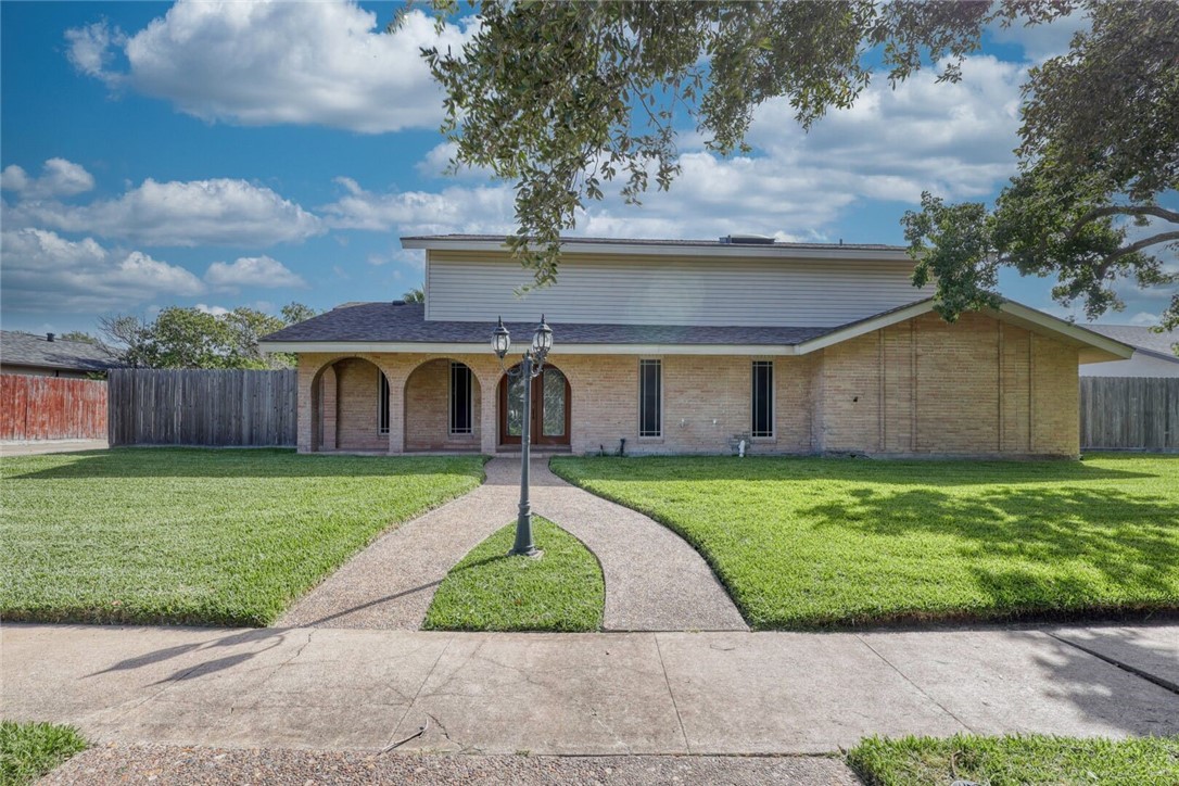 Saint Andrews Dr, Corpus Christi, TX 78413