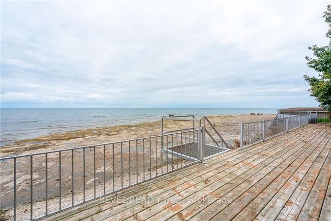 24 Lake Rd, House other with 2 bedrooms, 1 bathrooms and 2 parking in Selkirk ON | Image 47