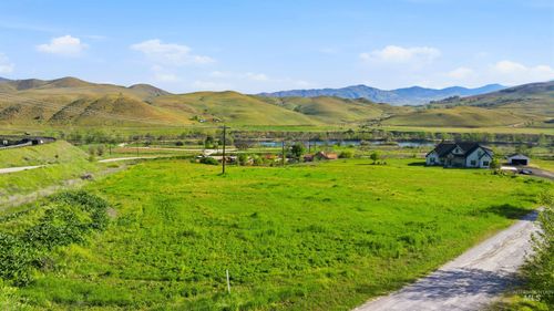 Lot 1 Blk 1 Mallard Ln, Horseshoe Bend, ID, 83629-5134 | Card Image