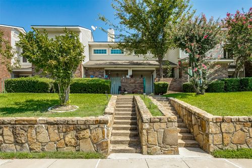 829 Creekside Dr, Lewisville, TX, 75067-5367 | Card Image