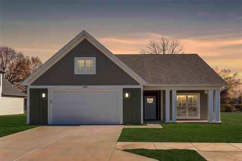 1641 Landsdowne Park Dr, East Saint Louis, IL, 62204-2531 | Card Image