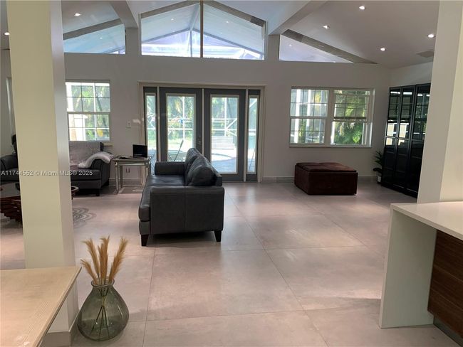 4851 Sw 106 Th Ave, House other with 3 bedrooms, 2 bathrooms and null parking in Davie FL | Image 32