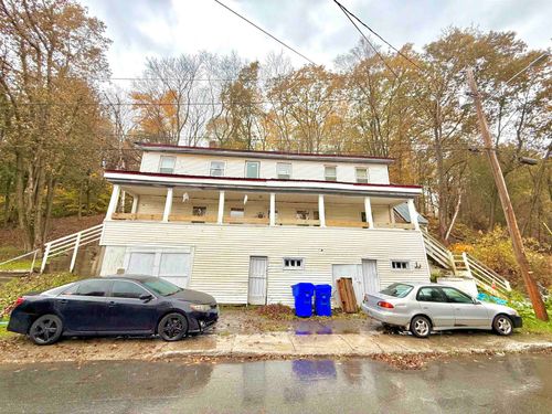 51 Merrill St, Springfield, VT, 05156-3272 | Card Image