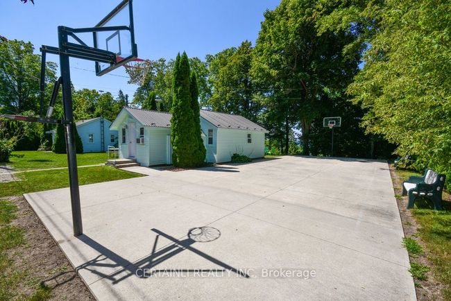 73075 Ducharme Beach Rd, House other with 5 bedrooms, 2 bathrooms and 4 parking in Zurich ON | Image 7