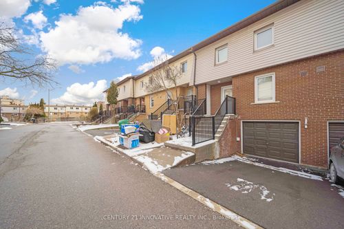 5-3175 Kirwin Ave, Mississauga, ON, L5A3M4 | Card Image