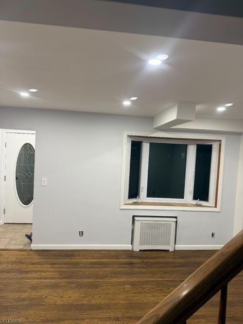 1-7 Haledon Ct, Haledon, NJ, 07508-1212 | Card Image