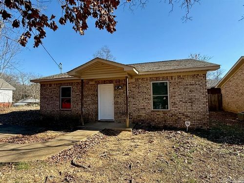 212 Jeffries St, Hot Springs National Park, AR, 71913-3231 | Card Image