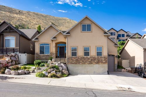 258 E Red Leaf Dr, Draper, UT, 84020-5166 | Card Image