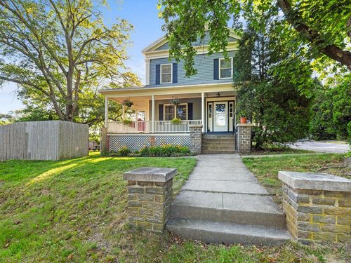 70 Harris St, Coventry, RI, 02816-7815 | Card Image