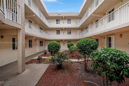 apt-104-6115 Nw 186th St, Hialeah, FL, 33015-6073 | Card Image