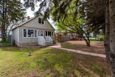 4631 45 St, House detached with 3 bedrooms, 1 bathrooms and 3 parking in Lloydminster SK | Image 3