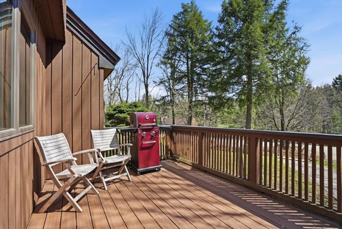 59-62 Garden Rd, Stowe, VT, 05672-5734 | Card Image