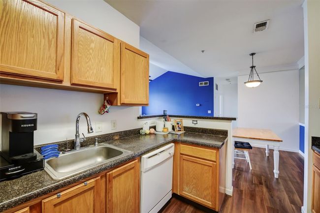 APT-1017 - 4802 51 St St W, Condo with 2 bedrooms, 2 bathrooms and null parking in BRADENTON FL | Image 8