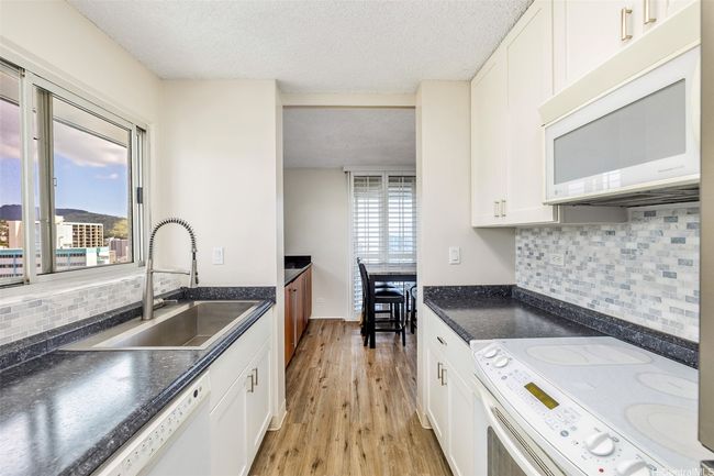 PHA - 1111 Wilder Ave, Condo with 2 bedrooms, 2 bathrooms and 1 parking in Honolulu HI | Image 20
