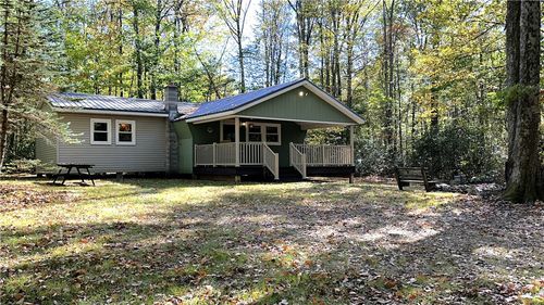 737 Crooked Pine Trl, Brookville, PA, 15825 | Card Image