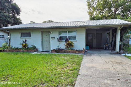 603 Magnolia Ave, Crescent City, FL, 32112-2346 | Card Image