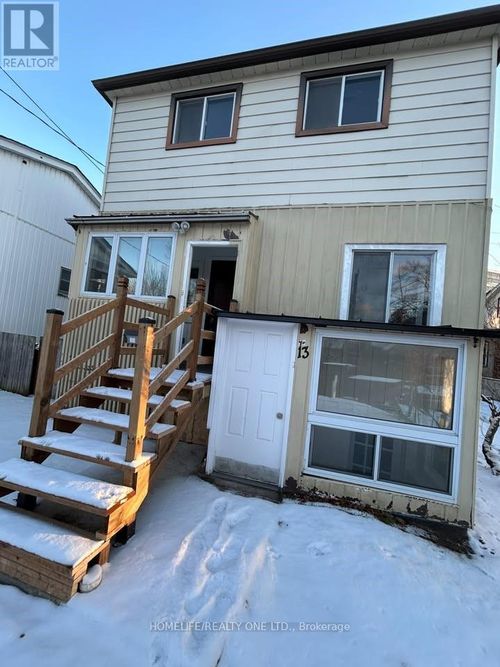 13 East Rd, Scarborough, ON, M1N1Z9 | Card Image