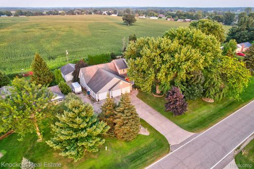 8879 Fulmer Rd, Millington, MI, 48746-8708 | Card Image