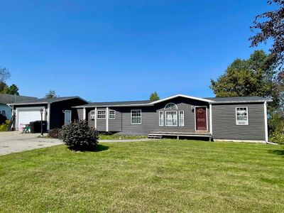 298 Memphremagog View, House other with 3 bedrooms, 2 bathrooms and null parking in Newport City VT | Image 1