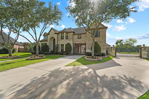 3100 Richard Ln, Friendswood, TX, 77546-2874 | Card Image