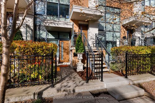 30 Cole St, Toronto, ON, M5A0A3 | Card Image