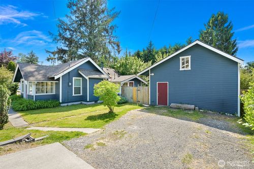 1706 24th St, Bellingham, WA, 98225-7514 | Card Image