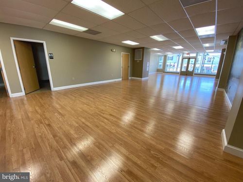 7 W Main St, MIDDLETOWN, MD, 21769-8004 | Card Image
